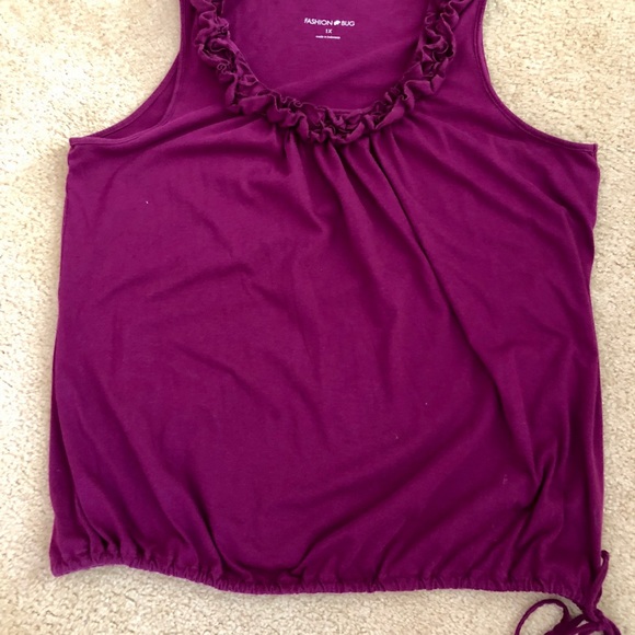 Two Sleeveless Tops Yellow and Purple - Picture 4 of 5